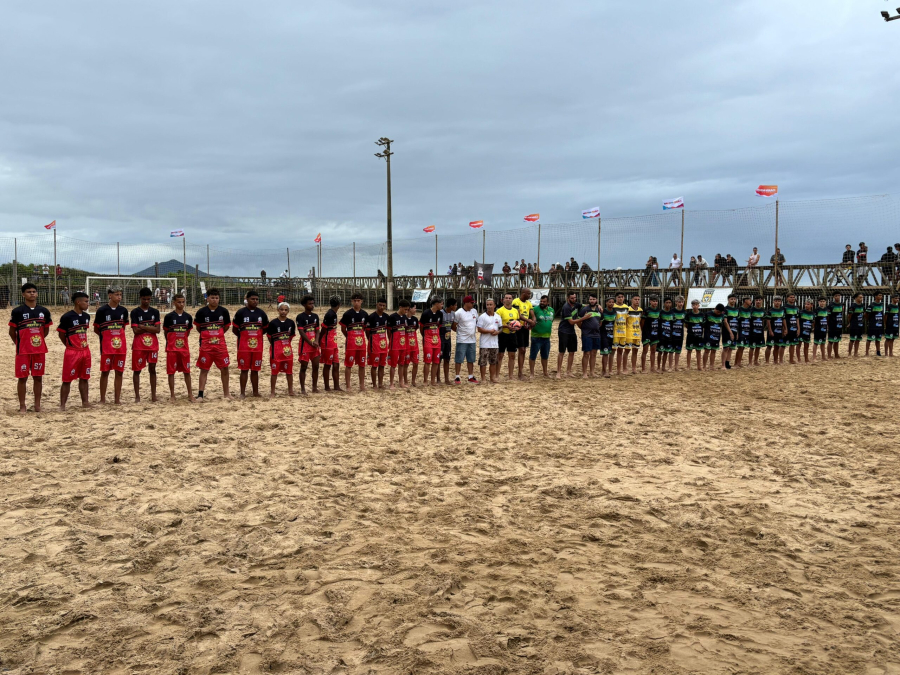 Duas partidas abrem o Campeonato Municipal de Futebol de Areia de Navegantes